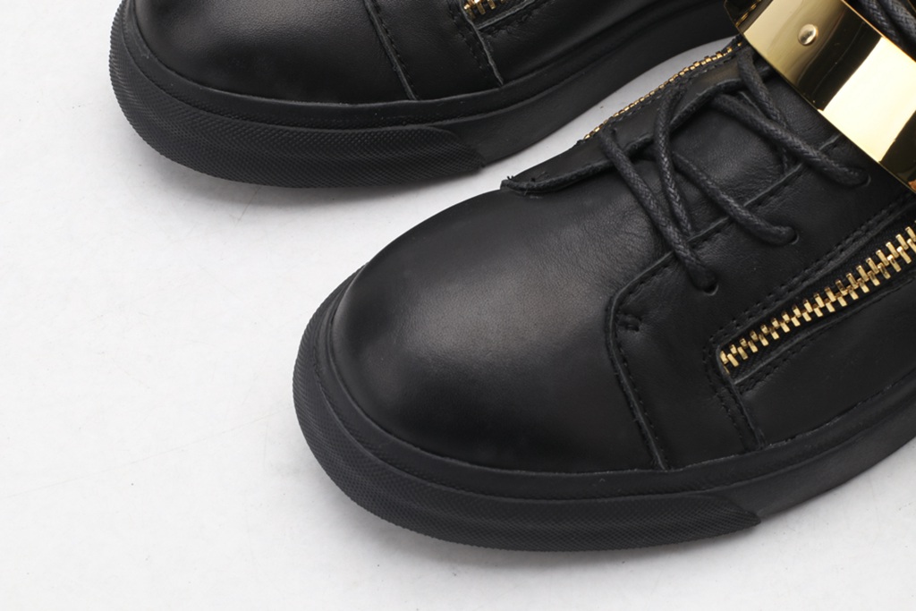 C*L Sneaker